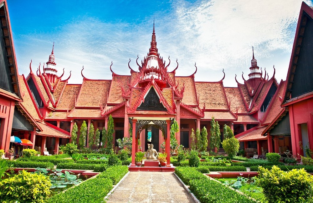 Charms of the Mekong River Cruise (Flights Included)