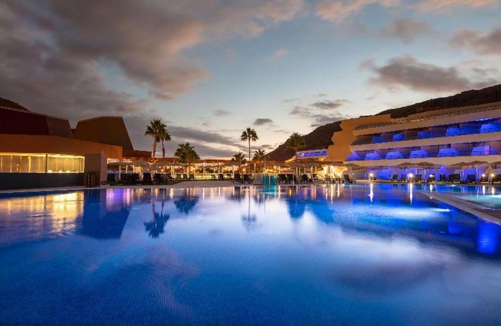 Gran Canaria- 5* Radisson Blu Resort & Spa